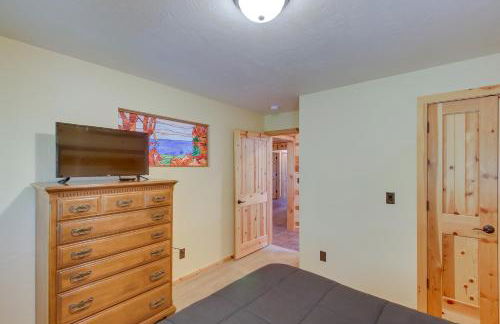 Idyllic Sturgeon Bay Cabin with Fire Pit and View - Photo 23