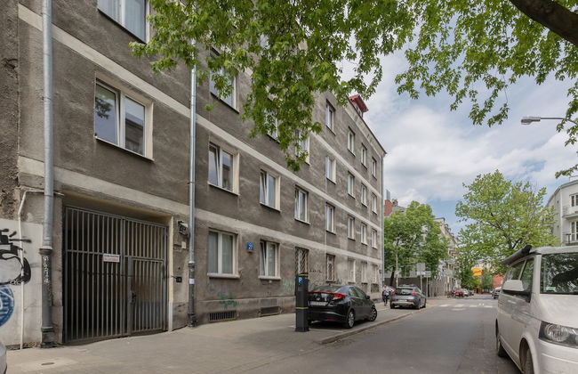 Bałuckiego Apartment Warsaw by Renters - Photo 25