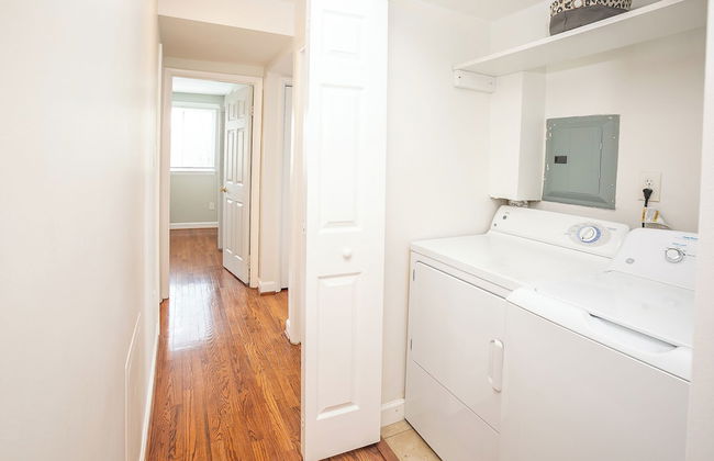 Comfy and Cozy - Min from National Mall - Foto 18