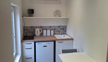 Tranquil, calm garden studio with spa pool - Foto 4