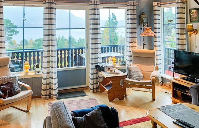 6 Person Holiday Home in Ostereidet - Foto 11