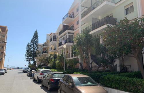 Apartment with side seaview 60 meters from sea - Foto 19