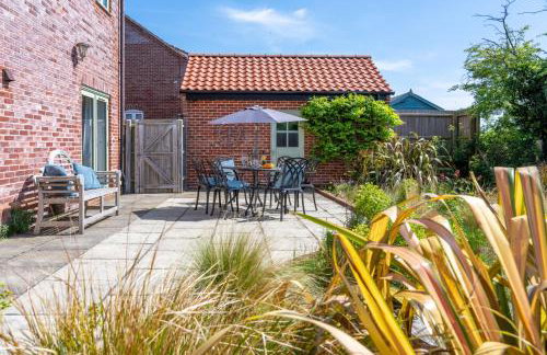 Samphire House - Photo 29