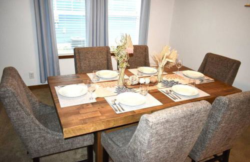 3 Bedroom in Hocking Hills w King Bed Logan Ohio - Foto 39