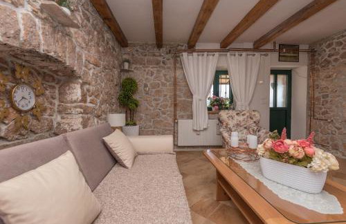 Holiday home Stipanovi Dvori with jacuzzi and pool - Foto 33