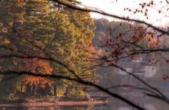 Stylish lake home with private beach, dock and firepit for swimming, kayaking, hiking - Foto 60