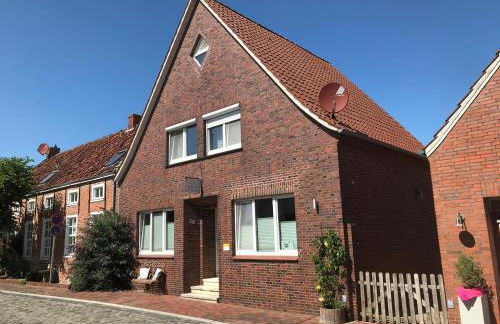 Vier Sterne am Hafen, Ditzum - Foto 1