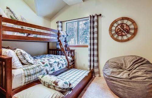 Solitude Mountain Cabin Creek-Side View and Hot Tub - Foto 27