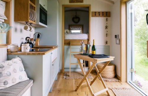 Shepherd's Hut- Hot Tub- Wellness Spa- Wood Burner - Foto 15