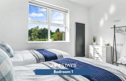 JRR STAYS 3Bed Sleeps 8- Coventry/Antsy M6-J2 CV7 - Photo 29