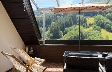 Ferienwohnung mit Ausblick Dachterrasse ideal für Paare und Hund direkt am Wanderweg 15 min zum Wasserfall und Hängebrücke - Foto 1