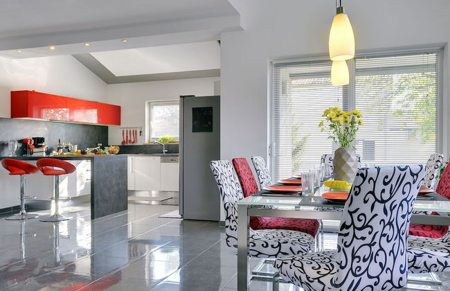 Villa in Pula Near Beach With Private Pool - Foto 7