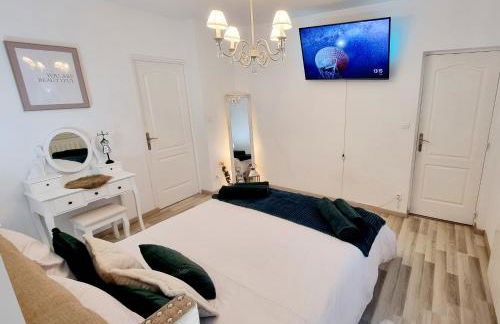 Oasis Citadine Terrasse intime jardin privatif en plein centre ville 70m2 - Foto 3