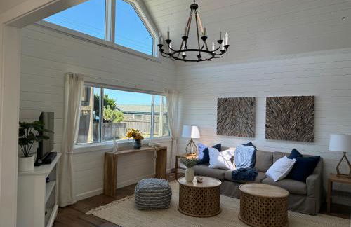 Ocean and Sunset Views - Cliff Side Cottage - Foto 4