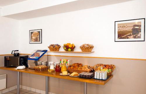 Sejours & Affaires Orléans Jeanne d'Arc - Foto 10