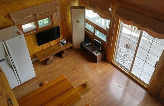 Muju Naos Pension - Photo 11