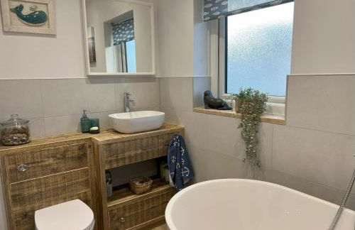 Anglesey Coastal Cottage 200 metres from Beach, Dog and Family Friendly - Foto 19