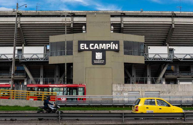 Jogo de futebol em Bogotá com guia local - Foto 6
