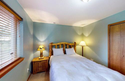 Horseshoe Haven - Photo 22
