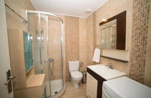 Bella Vista House - Photo 30