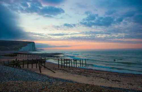 Welcoming 4 Bed Holiday Home in Eastbourne - Foto 37