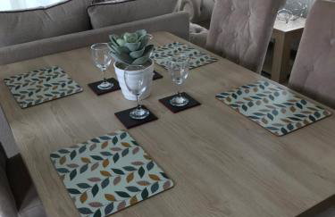 Valley View with a luxurious hot tub - Foto 32