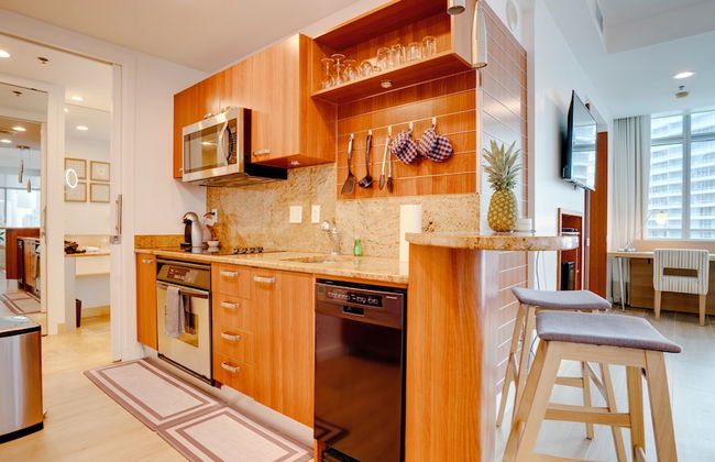 Oceanfront Luxury Condos - Photo 9