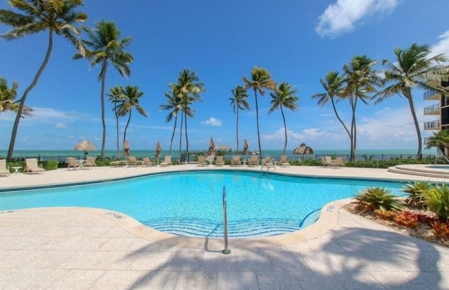 This Condo Is Located In One Of Islamorada's Most Prestigious Condo Complexes. 2 Bedroom Condo by RedAwning - Foto 16
