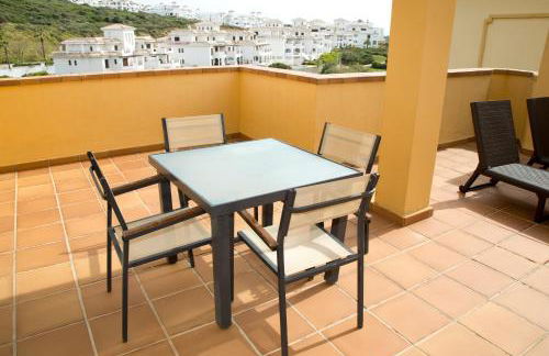 Apartamentos Vista Real - Foto 12