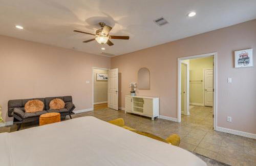 Saltwater Pool! Epic Galveston Bay Group Getaway! - Foto 25