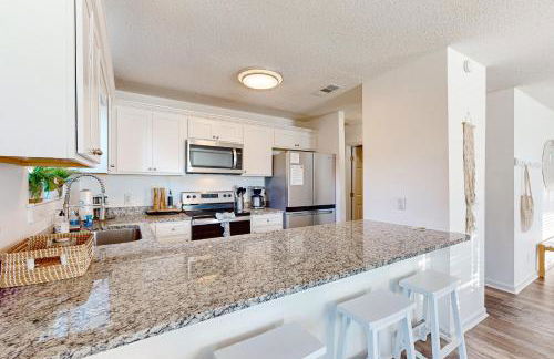 Gorgeous coastal dog-friendly home with plenty of space and close to everything - Foto 14