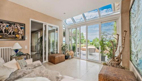 Wellness-Oase mit Wasserblick, Pool, Sauna & Fitnessbereich - Foto 3, Garden view