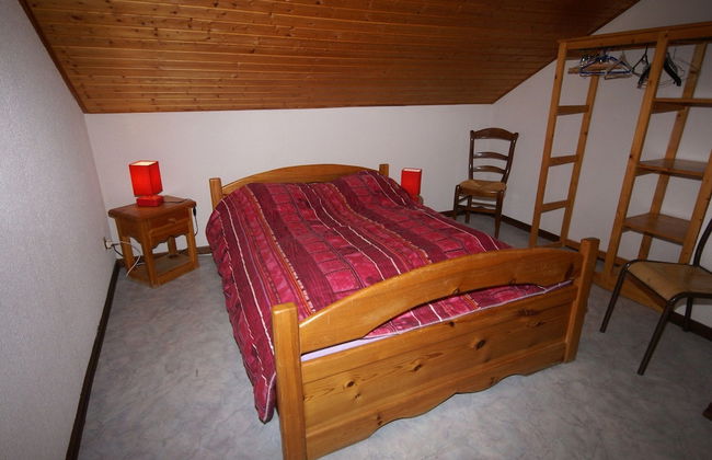 Elegant Chalet in Gerbepal in Cosy Environment - Photo 4