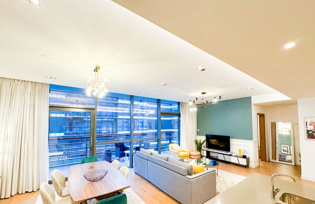 Aya - Impeccable 1BR Apartment with Balcony in City Walk - Photo 16