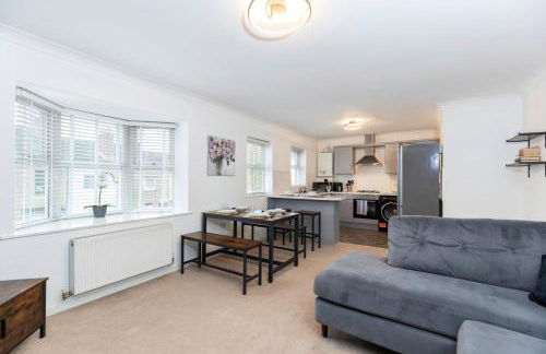 Spacious 3-Bed Home – Family Contractor Friendly - Foto 23