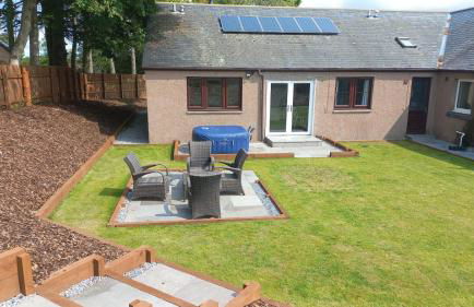 Clova Cottage 7BR Retreat - Photo 7