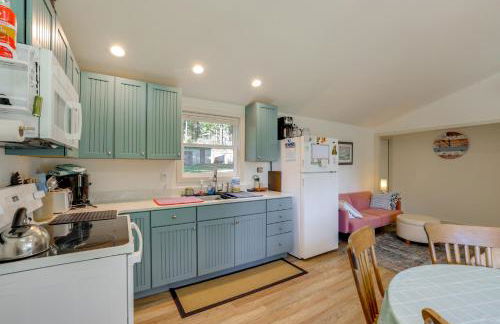 Hike and Relax Fireside Nordland Gem with Deck and Yard - Foto 8