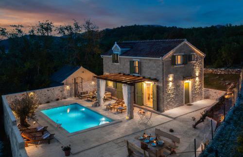 Villa Cavalleria Rusticana with heated pool and vineyard - Photo 9