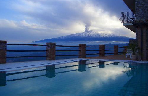 Villa Etna Mare - Pool villa in peaceful location with breathtaking views of the sea, Mt Etna & Taormina - - Foto 3