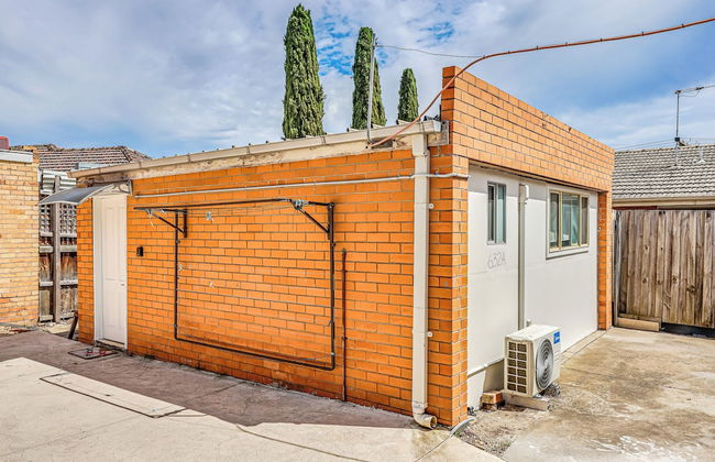 StayAU Cozy 1BR Living Space Chadstone - Foto 1