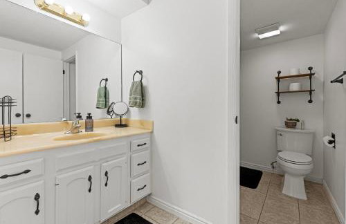 East Farmington Hideaway - Family Friendly Home - Foto 22