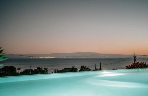 Villa Michaela con piscina privata e vista mare - Foto 14