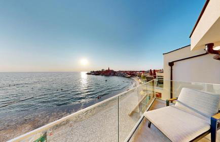 Calypso Residence - Photo 2