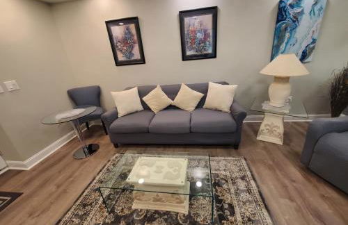 Susu's-I-Luxurious 2 Bedroom 2 Bath Apartment - Foto 9