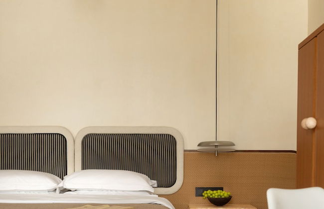 Golden Age Hotel - Photo 36