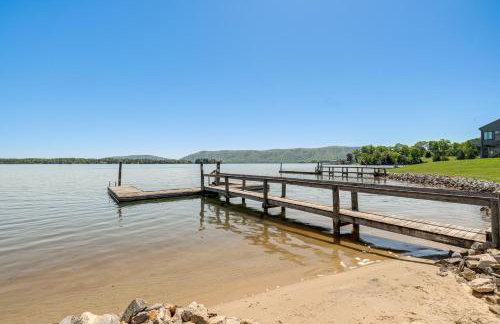 Sun-Filled Condo with Smith Mountain Lake Views - Foto 35