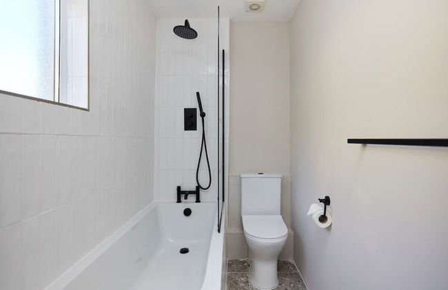 The Leyton Midland Crib - Cozy 2bdr Flat With Study Room + Garden - Foto 3