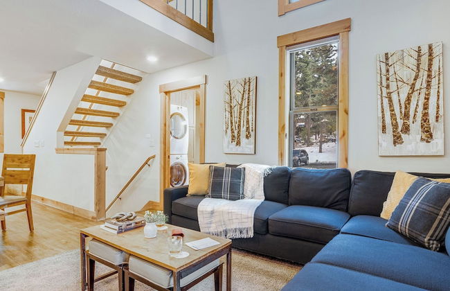 Arroyo by Avantstay Peaceful Mountain Townhouse w/ Large Private Balcony - Foto 15