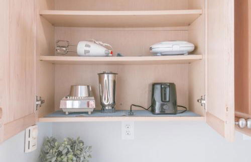 5 Bedroom House Cheerful Bungalow with AC Pet Friendly - Foto 80