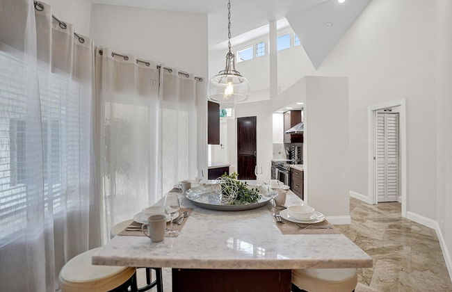 The Grand Luxe 8BR Villa w Pool and Basketball - Foto 75